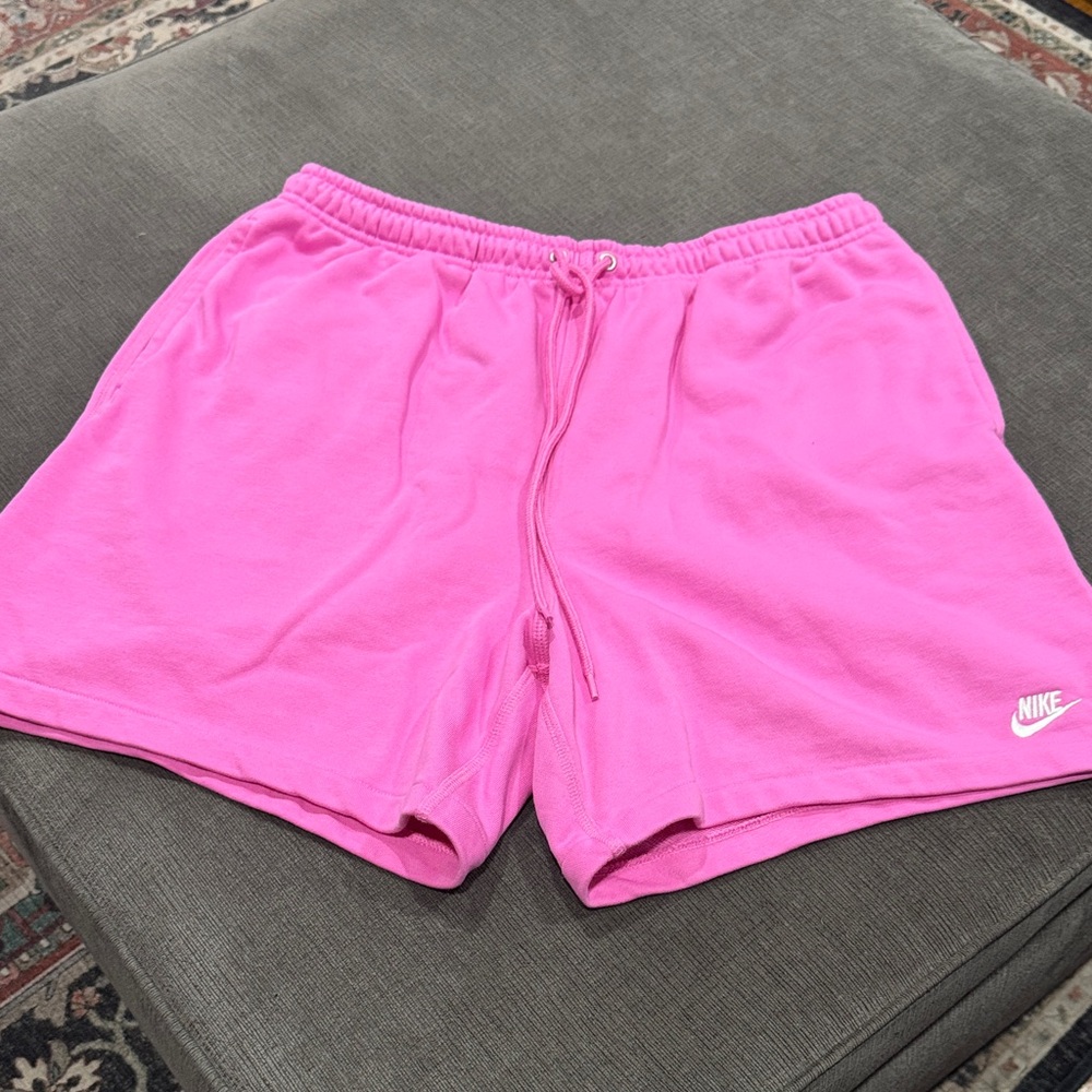 Nike Men’s Pink Shorts